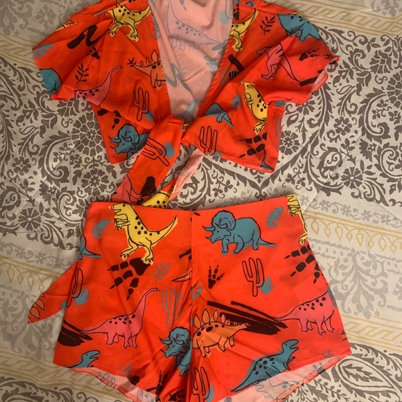 Dinosaur red crop top and shorts set - Picture 3 of 4